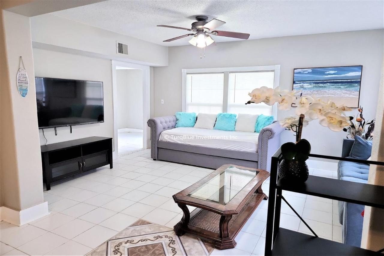 Casaazul: Beachfront Couples Retreat Near Pleasure Pier Galveston Exterior photo
